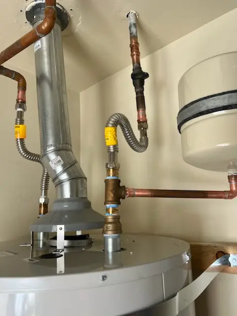 Water heater installation and plumbing repair in Casa View Haven